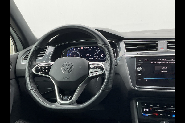 Volkswagen Tiguan 1.4 TSI eHybrid R-Line IQ-Light Stoel/Stuurverw Apple/android Business+