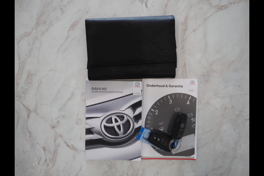 Toyota RAV4 2.5 Hybrid Dynamic | Panoramadak | Adaptive Cruise | Keyless | Camera