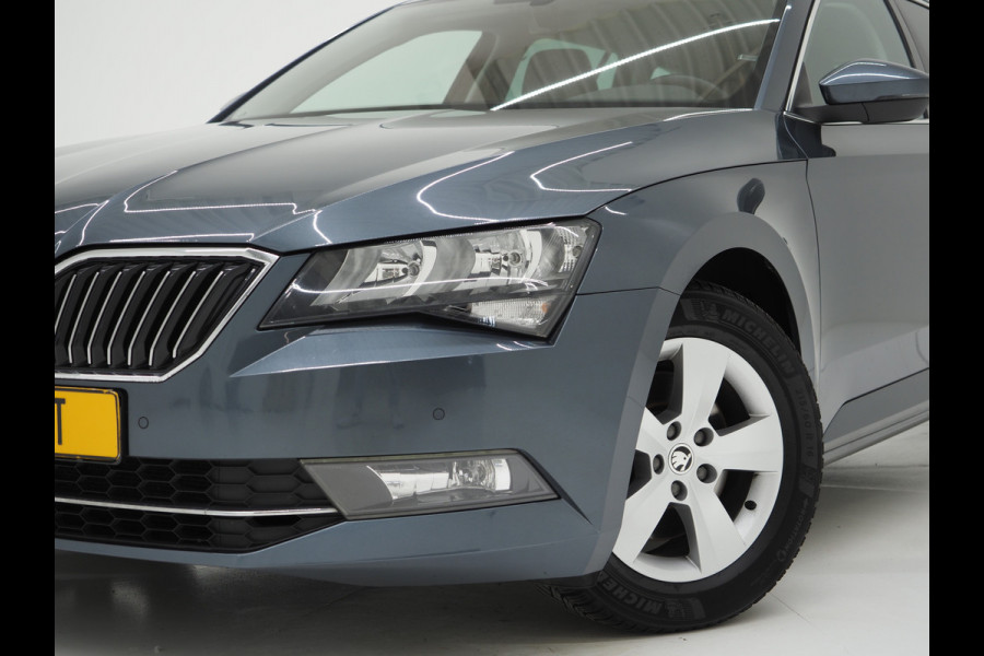 Škoda Superb Combi 1.5 TSI ACT | Carplay | Camera | Memory | Stoelverwarming