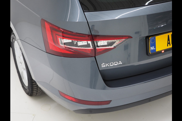 Škoda Superb Combi 1.5 TSI ACT | Carplay | Camera | Memory | Stoelverwarming