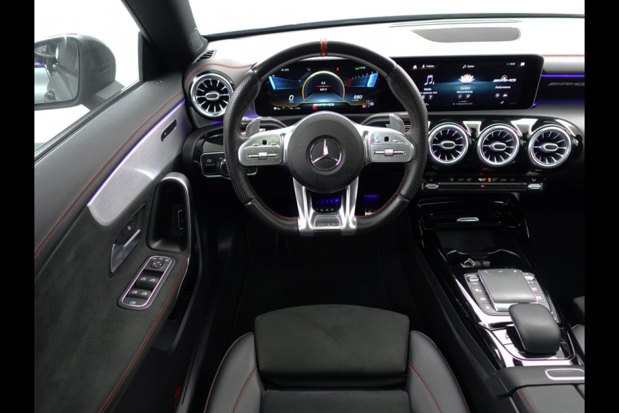 Mercedes-Benz CLA-Klasse AMG 35 4MATIC Premium Plus Aut- Panodak I  Sfeerverlichting I  Camera I  Stoelverwarming I  Dynamic+