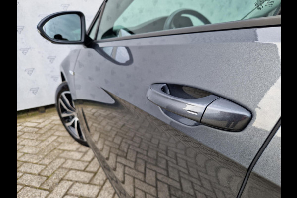 Volkswagen e-Golf E-DITION | Apple Carplay / Android Auto | Verwarmde voorruit | Dynaudio | DAB | Camera |