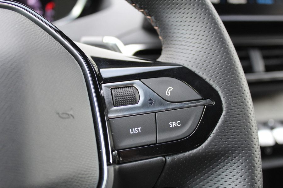 Peugeot 5008 1.2 PureTech 130PK GT Automaat | Navigatie | 7P | BLIS | Winterpack | Adaptieve Cruise | Led