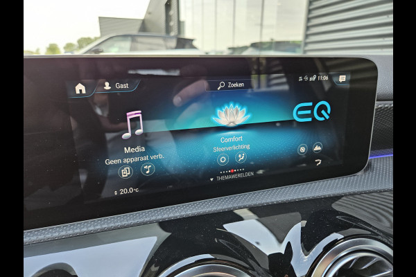 Mercedes-Benz A-Klasse 250 e Advantage Plug In Hybrid 218pk Dealer O.H PHEV | Widescreen Navi | Sfeerverlichting | Camera | 18"L.M | Apple Carplay | Sportstoelen Verwarmd |