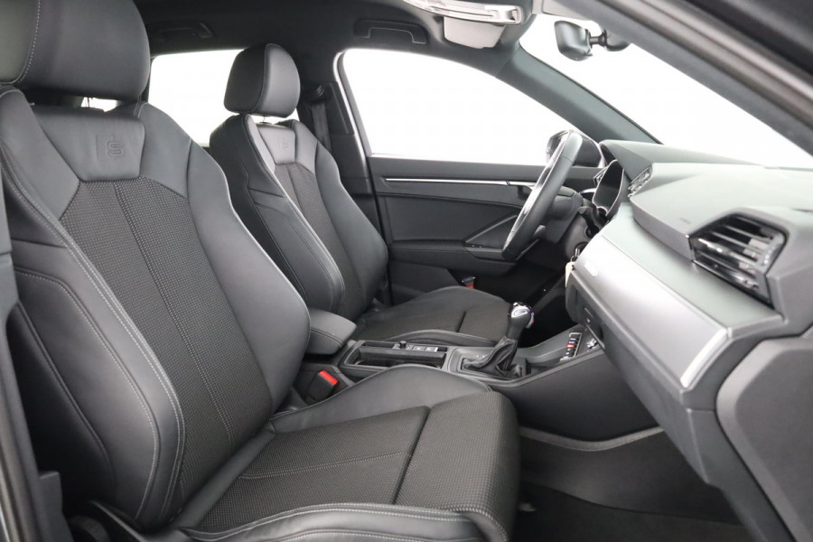 Audi Q3 35 TFSI S-Line 150 pk S-Tronic | Verlengde garantie | Navigatie | Parkeersensoren (Park assist) | Achteruitrijcamera | Adaptieve cruise control |