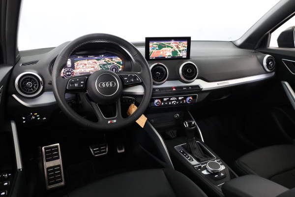 Audi Q2 35 TFSI S-Line 150 pk S-tronic | Verlengde garantie | Navigatie | Parkeersensoren achter | Adaptieve cruise control | Matrix LED koplampen |