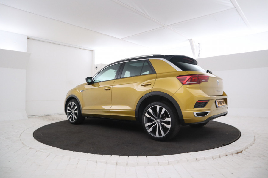 Volkswagen T-Roc 1.5 TSI Sport Business R Automaat, R-line, Virtual, Panorama,