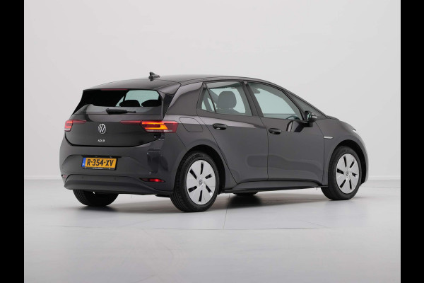 Volkswagen ID.3 Pure 45 kWh (Ex. 2.000 Subsidie) Navigatie Pdc Led Lane Assist 241