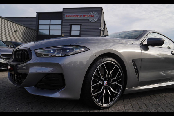 BMW 8 Serie 840i xDrive High Executive M-pakket | Carbon | 2023 Navi | Adaptieve cruise | Head up display | Nieuwprijs €156.000,-