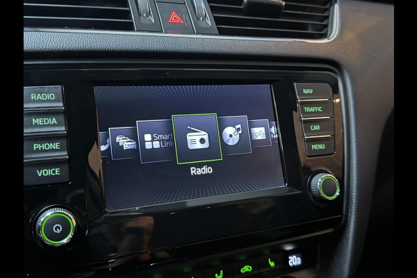 Škoda Octavia Combi 1.2 TSI Greentech JOY Businessline Garantie Xenon Trekhaak Navi Carplay Cruise Clima Rijklaar