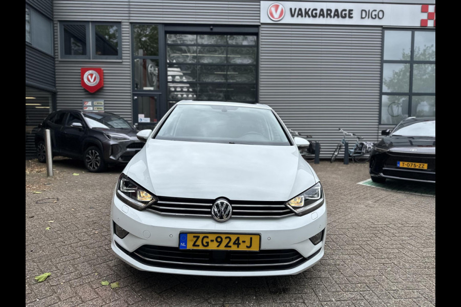 Volkswagen Golf Sportsvan 1.2 TSI Business Edition | Panoramadak | Blind Spot | Trekhaak