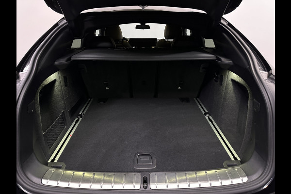 BMW X4 xDrive20i M Sport Shadow Line Dealer O.H | 360 Camera | Stuurverwarming | Lederen Sportstoelen | Apple Carplay | 21"L.M | Navi Pro | DAB |