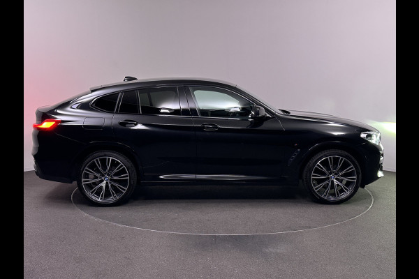 BMW X4 xDrive20i M Sport Shadow Line Dealer O.H | 360 Camera | Stuurverwarming | Lederen Sportstoelen | Apple Carplay | 21"L.M | Navi Pro | DAB |