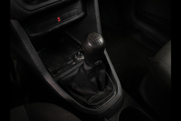 Volkswagen Caddy 2.0 TDI L1H1 BMT (AIRCO,IMPERIAAL,BLACK,SCHUIFDEUR,TREKHAAK,NIEUWE APK,NETTESTAAT)