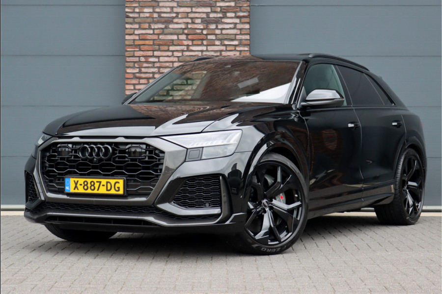 Audi Q8 4.0 TFSI RSQ8 Quattro Aut8 | 600pk | Audi Garantie | Keramisch | Carbon | B&O | Adaptive Cruise Control | Trekhaak | Panoramadak | Verwarmd Stuurwiel | Massage | Memory | Standkachel | Ventilatie | HUD |