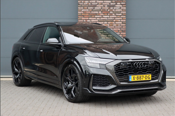 Audi Q8 4.0 TFSI RSQ8 Quattro Aut8 | 600pk | Audi Garantie | Keramisch | Carbon | B&O | Adaptive Cruise Control | Trekhaak | Panoramadak | Verwarmd Stuurwiel | Massage | Memory | Standkachel | Ventilatie | HUD |