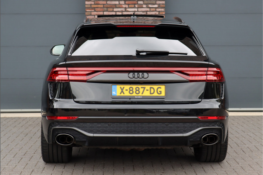 Audi Q8 4.0 TFSI RSQ8 Quattro Aut8 | 600pk | Audi Garantie | Keramisch | Carbon | B&O | Adaptive Cruise Control | Trekhaak | Panoramadak | Verwarmd Stuurwiel | Massage | Memory | Standkachel | Ventilatie | HUD |