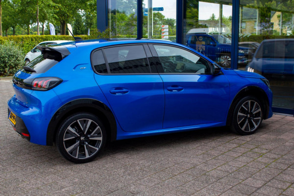 Peugeot 208 1.2 PureTech GT automaat 131pk | Prijs rijklaar incl. 12 mnd garantie | Navi Camera Panodak Cruise DAB Apple/Android