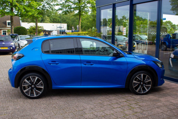 Peugeot 208 1.2 PureTech GT automaat 131pk | Prijs rijklaar incl. 12 mnd garantie | Navi Camera Panodak Cruise DAB Apple/Android