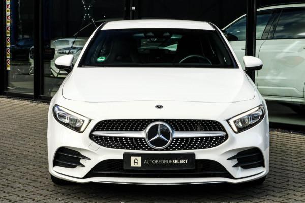 Mercedes-Benz A-Klasse 200 AMG - Burmester - Sfeerverlichting - Camera