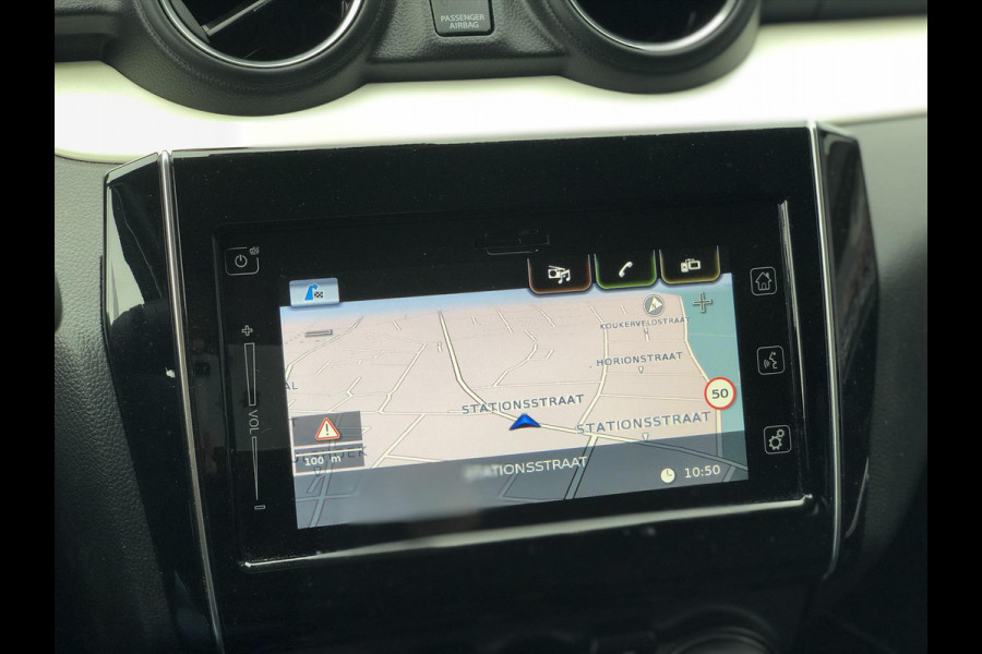 Suzuki Swift 1.2 Stijl Smart Hybrid | Eerste eigenaar, Apple CarPlay/Android Auto, Stoelverwarming, LED, Keyless, Navigatie