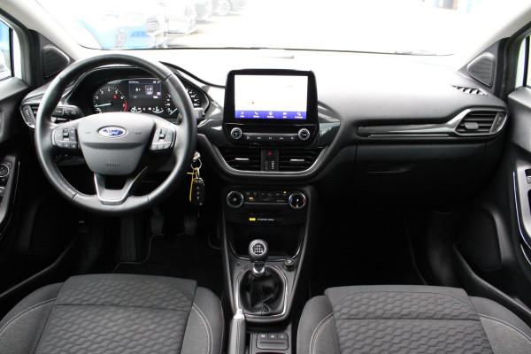 Ford Puma 1.0 EcoBoost Hybrid Titanium X | Trekhaak | Massagestoelen | Climate Control | Navigatie | Lichtmetalen Velgen | Parkeersensoren |