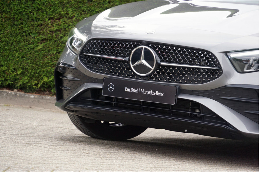 Mercedes-Benz A-Klasse A 250 e AMG Line Night Facelift | Trekhaak Keyless-Go Sfeerverlichting