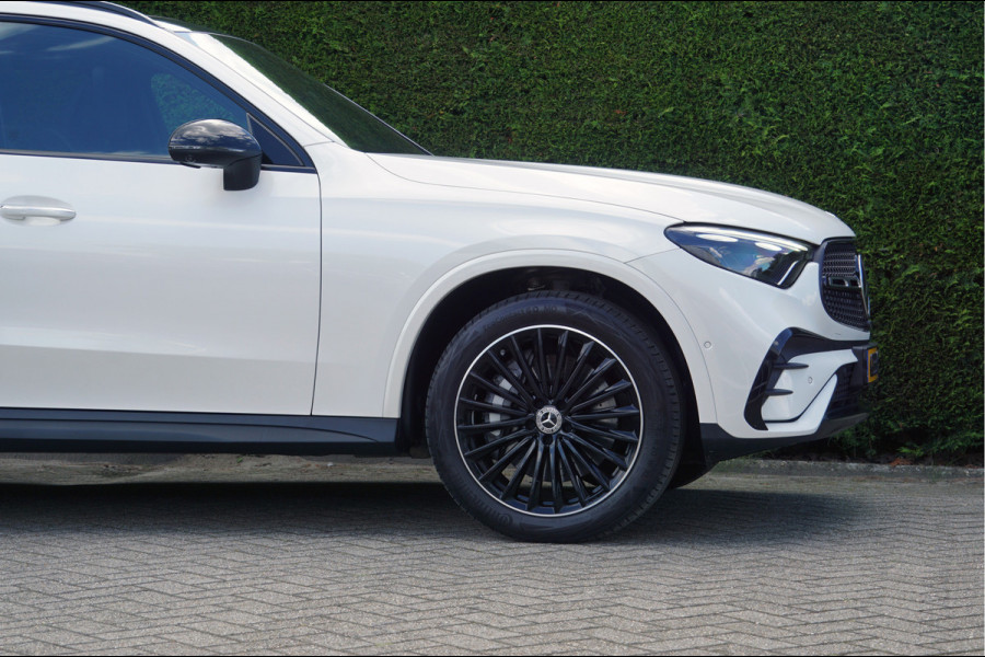 Mercedes-Benz GLC GLC 400 e 4M AMG Line | Achterasbesturing Luchtvering Pano Trekhaak Head-Up Distronic