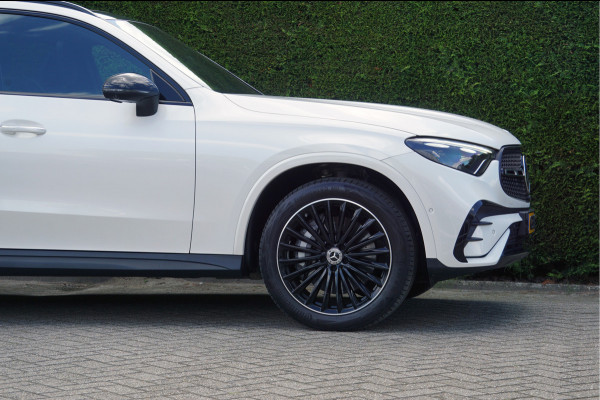 Mercedes-Benz GLC GLC 400 e 4M AMG Line | Achterasbesturing Luchtvering Pano Trekhaak Head-Up Distronic