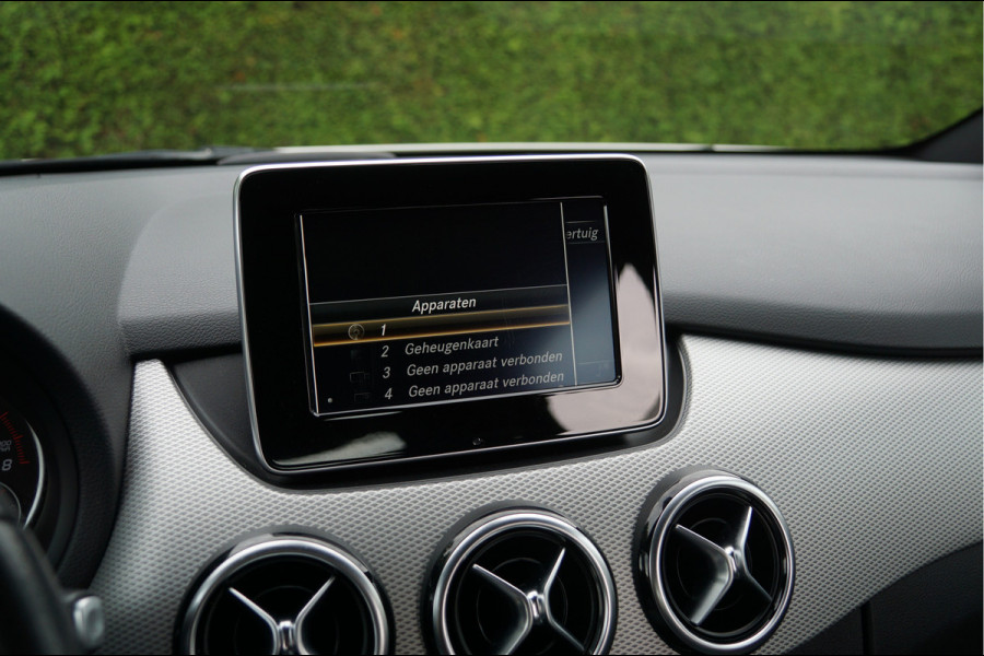 Mercedes-Benz B-Klasse B 180 Ambition | Camera Stoelverwarming Dealeronderhouden