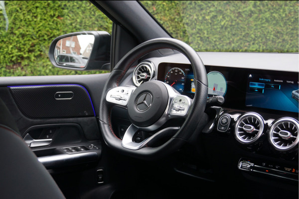 Mercedes-Benz B-Klasse B 200 AMG line Night | Trekhaak Camera Widescreen Sound