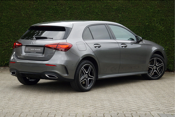 Mercedes-Benz A-Klasse A 250 e AMG Line Night Facelift | Trekhaak Keyless-Go Sfeerverlichting