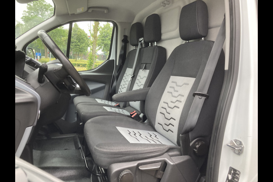 Ford Transit Custom 290 2.0 TDCI L2H1 Limited 130pk/96kW Automaat | Trekhaak | Camera | Navi | Stoelverwarming | Cruise | etc. etc.