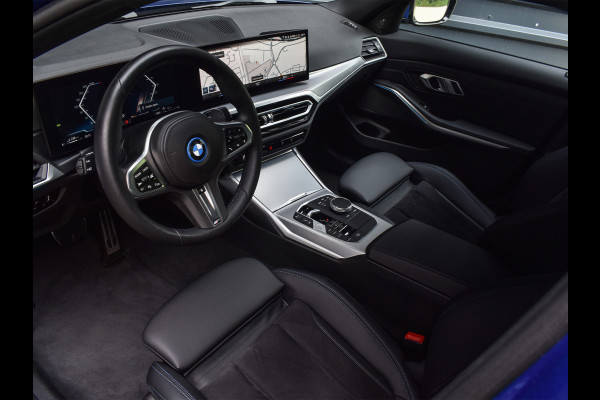BMW 3-serie 330e xDRIVE | M-SPORT | SHADOW-LINE | ACTIVE CRUISE | FULL-LED | FULL-STYLING | TREKHAAK | MEMORY SEATS | HARMAN/KARDON | CAMERA