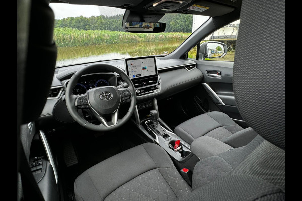 Toyota Corolla Cross Hybrid 140 Style - LED - winterpack - Carplay vol mooie opties OP VOORRAAD