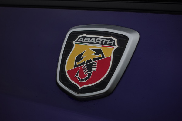 Fiat 500C 1.4 T-Jet Abarth 595 | PISTA | 160PK | NAVI | CLIMA | LICHTMETALEN VELGEN 17''