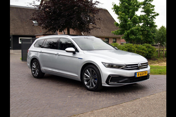 Volkswagen Passat Variant 1.4 TSI PHEV GTE Business | Camera | Apple Carplay | Cruise Control | Trekhaak |