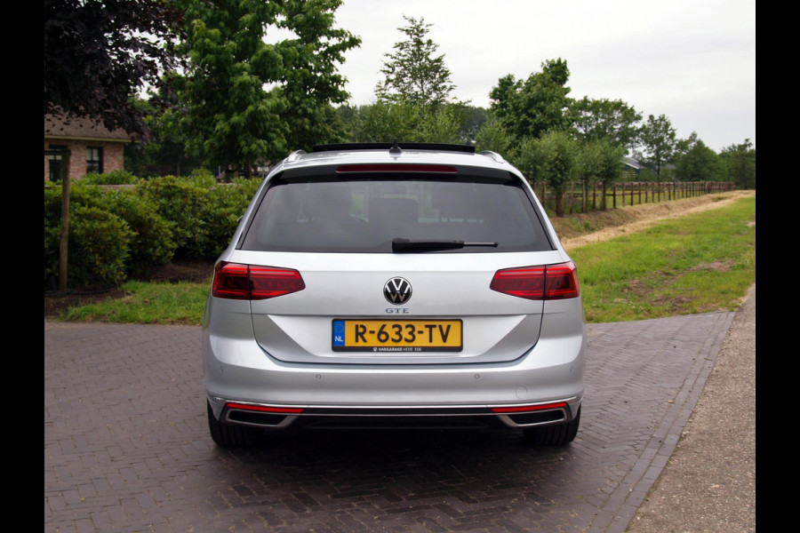 Volkswagen Passat Variant 1.4 TSI PHEV GTE Business | Camera | Apple Carplay | Cruise Control | Trekhaak |