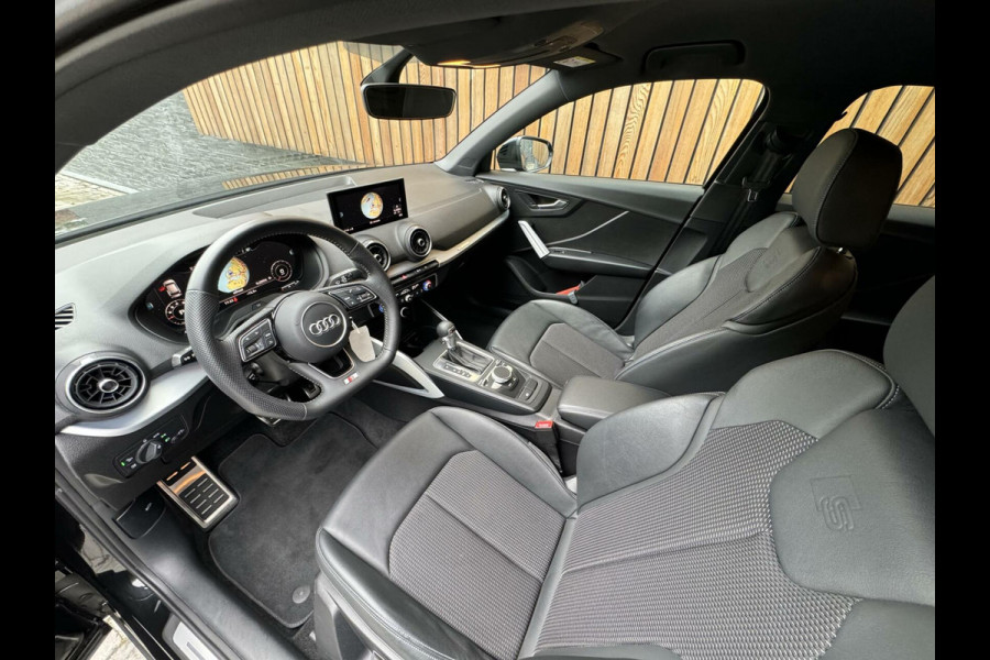 Audi Q2 35 TFSI S Edition S-tronic Automaat | Virtual | Navigatiesysteem full map | Extra Getint glas | Cruise control adaptief | 1.5 TF