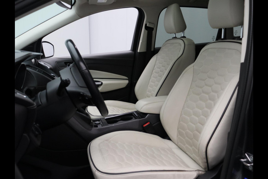 Ford Kuga 1.5 EcoBoost Vignale Leder Panorama Sony Adaptive Cruise Stoelverwarming, Trekhaak