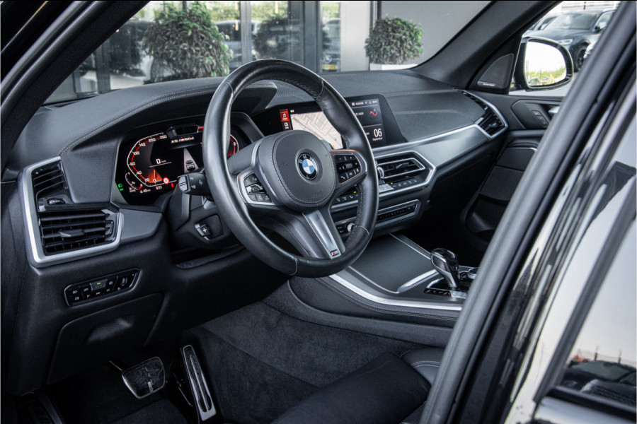 BMW X5 M50d High Executive M-Sport l Ex. BTW l Grijs kenteken l HUD l Luchtvering l 360 camera
