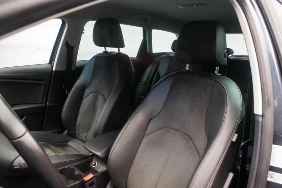 Seat León ST 1.0 TSI 116PK Sport Intense ORG NL [ Alcantara Full LED Camera Carplay FR Velgen ]