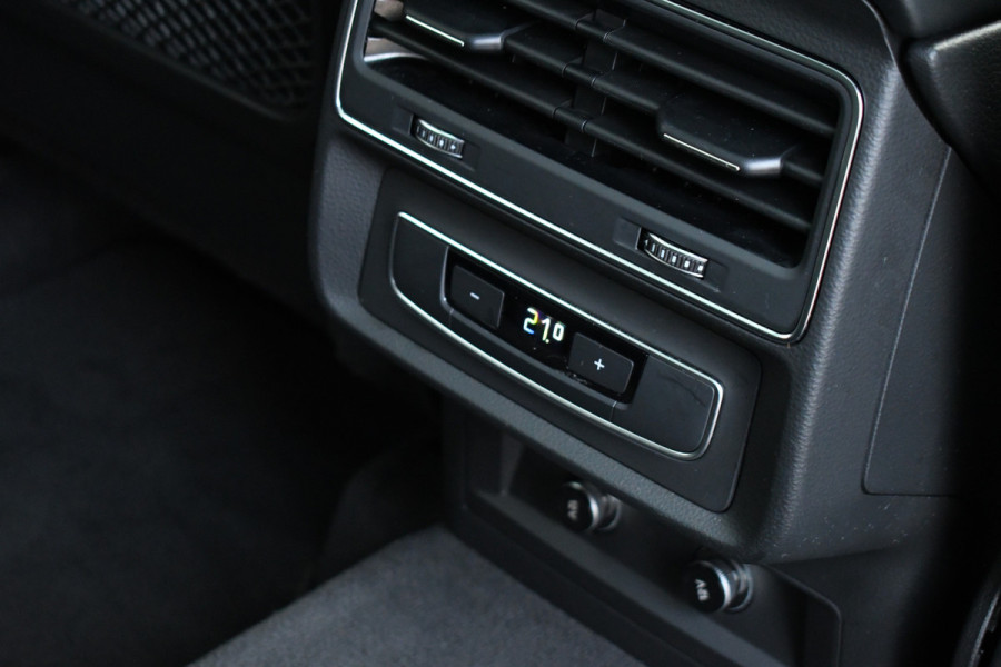 Audi Q8 55 TFSI e quattro S-Line Pano S-zetels Massage B&O ACC Ventilatie Soft-close