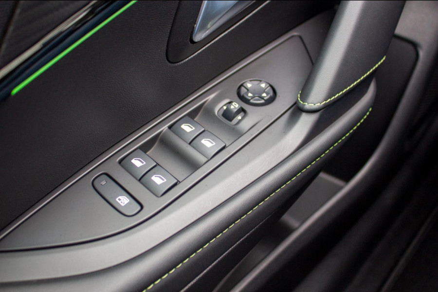 Peugeot 208 1.2 PureTech GT automaat 131pk | Prijs rijklaar incl. 12 mnd garantie | Navi Camera Panodak Cruise DAB Apple/Android