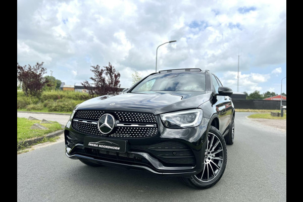 Mercedes-Benz GLC 300e 4MATIC 9G-Tronic AMG Panoramadak|Camera 360°|Keyless-Go|Sfeerverlichting|Digitaal cockpit|Elektr. verst. stoelen|Night Pakk