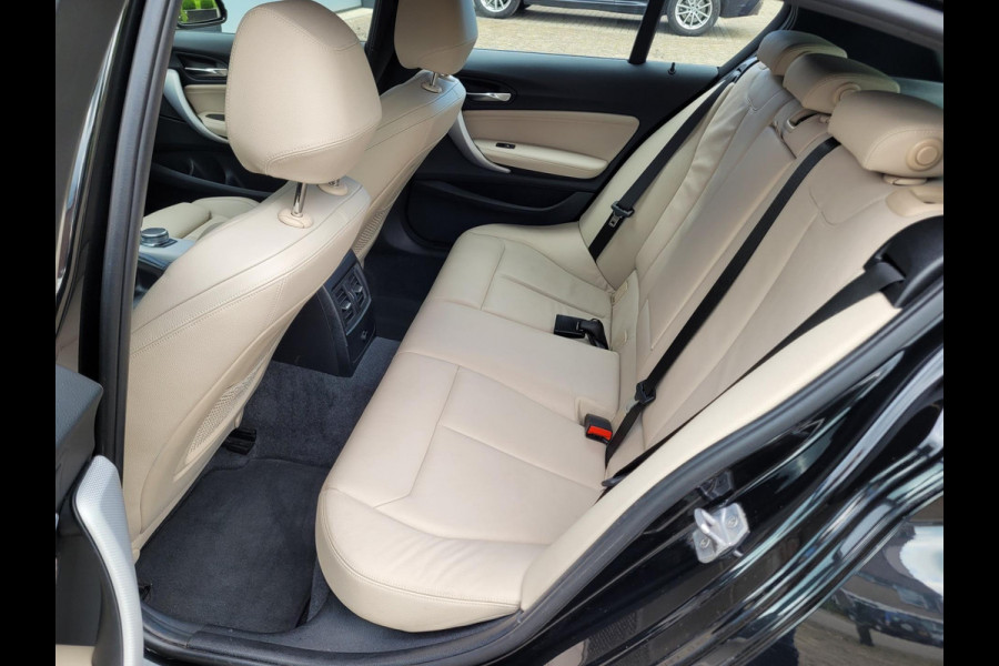 BMW 1-serie M140i xDrive High Executive (dealer onderhouden)