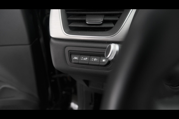 Renault Captur 1.6 E-Tech Plug-in Hybrid 160 Intens | Camera | Apple Carplay | 9.3 Inch Groot Scherm | Allseason Banden | Parkeersensoren