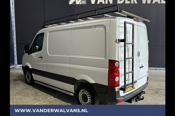 Volkswagen Crafter 2.0 TDI L1H1 Airco | Imperiaal | Trap | Trekhaak | Navigatie | Cruisecontrol | Parkeersensoren Chauffeursstoel, Bijrijdersbank