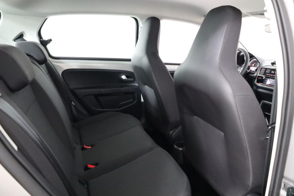 Volkswagen up! 1.0 65 pk | Verlengde garantie | 15"LM velgen | Navigatie via App | Parkeersensoren achter | Achteruitrijcamera | Cruise control |