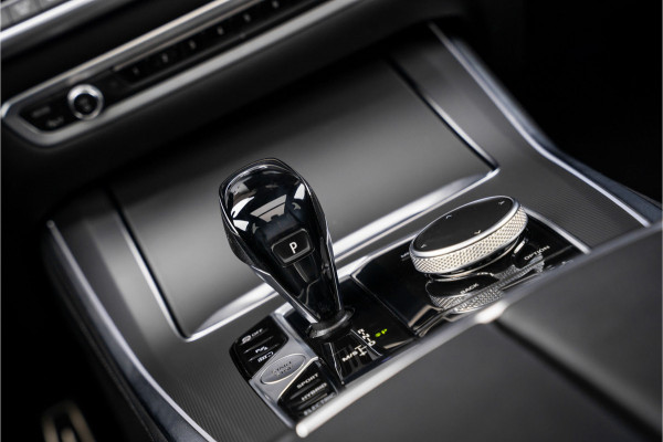 BMW X5 xDrive45e Executive M-Sport - Panorama l HUD l Memory